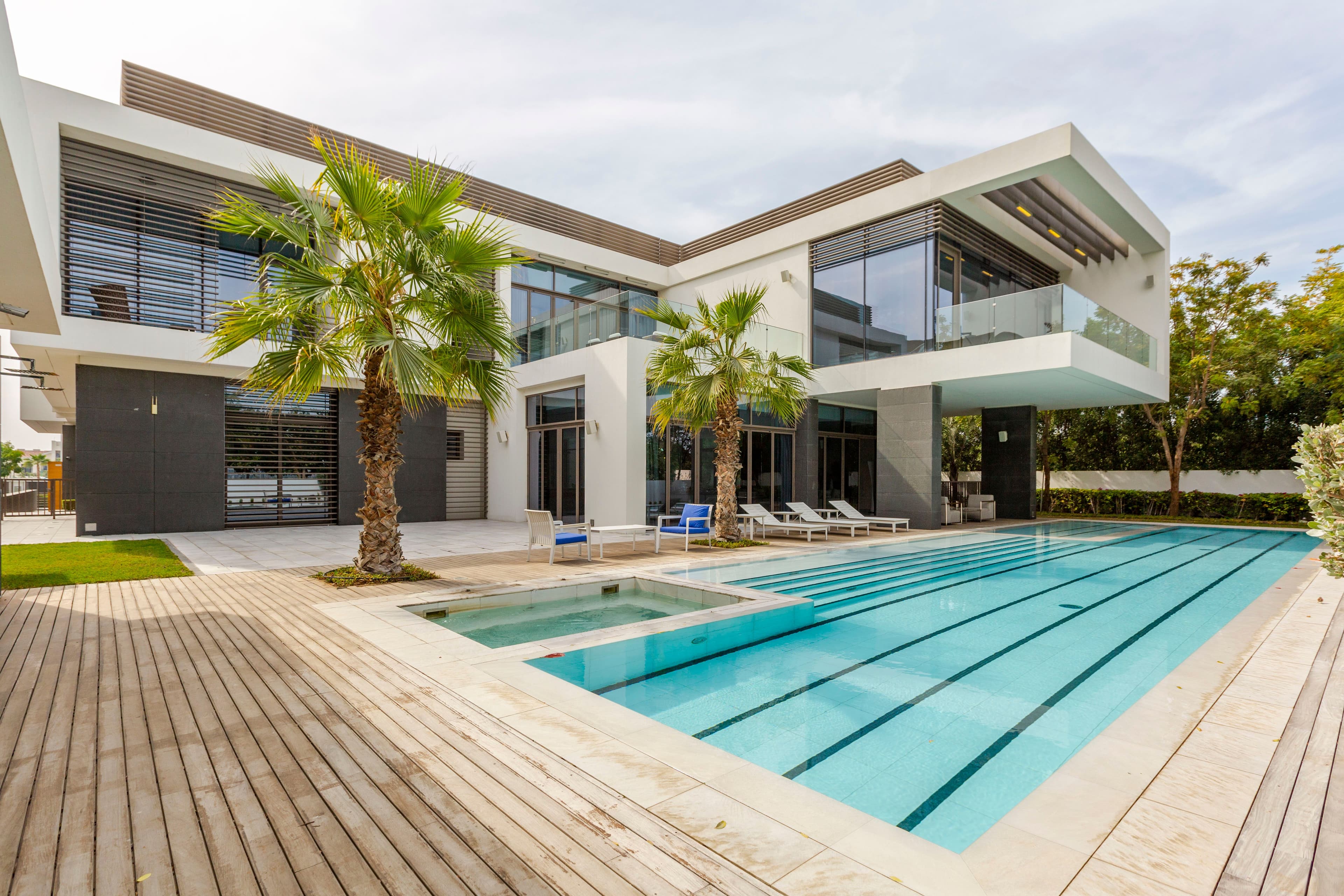 ULTRA LUXURY VILLAS